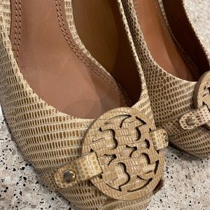 Tory Burch size 7.5 M